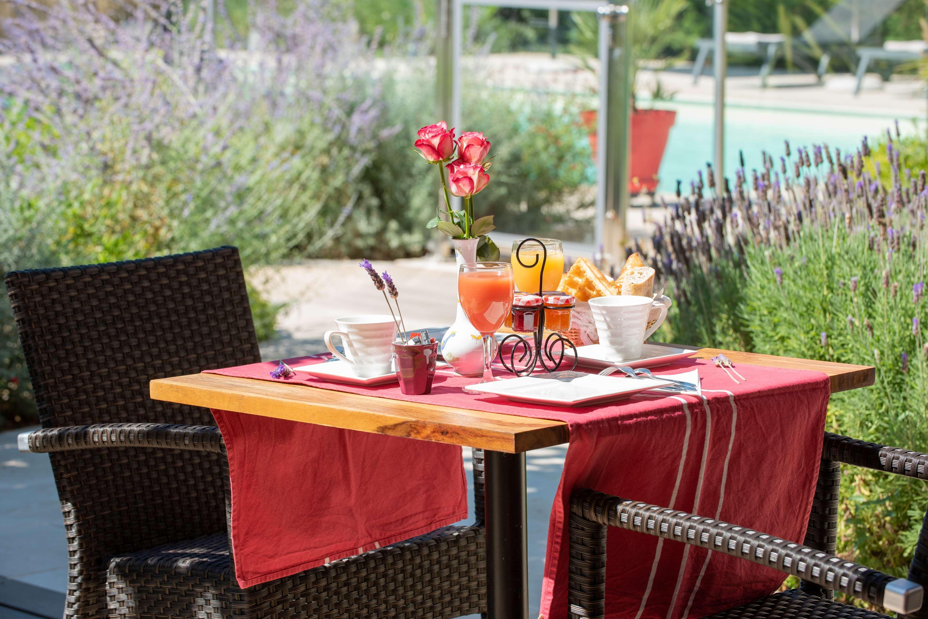 Best Western Hôtel Aurélia Maussane les Alpilles Exterior foto